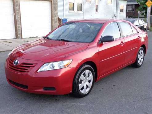 2007 Toyota Camry Le - cars & trucks - by dealer - vehicle... for sale in Somerville, MA