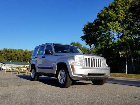 2012 Jeep Liberty only 95k miles! FINANCING AVAILABLE & ALL TRADES... for sale in North Pembroke, MA