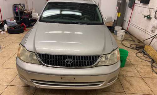 2000 Toyota Avalon - cars & trucks - by dealer - vehicle automotive... for sale in Oak Forest, IL