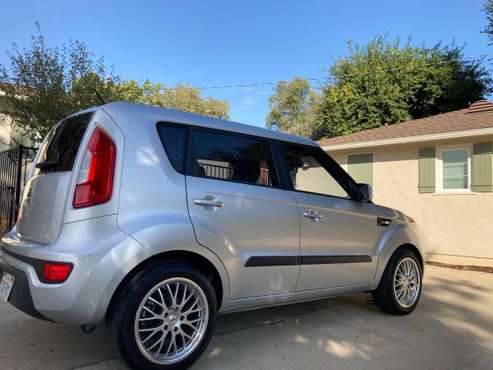 2013 Kia Soul - cars & trucks - by owner - vehicle automotive sale for sale in Glendora, CA