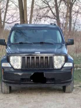 2008 JEEP LIBERTY 4, 500 obo for sale in Madison, WI