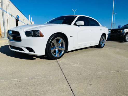 LEATHER LOADED SUPER 13’ CLEAN DODGE CHARGER - cars & trucks - by... for sale in Wichita, KS