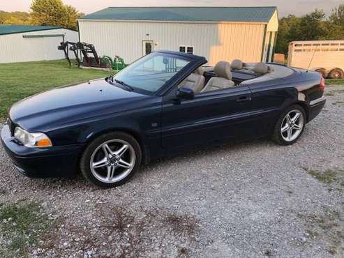 Sell or trade 2001 Volvo C70 convertible for sale in Campbellsburg, KY