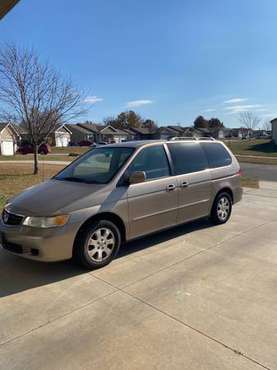 2004 Honda Odyssey - cars & trucks - by owner - vehicle automotive... for sale in Topeka, KS