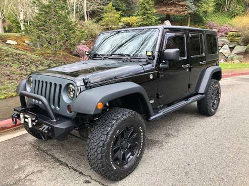 2013 Jeep Wrangler Unlimited Sport 4WD - Lifted, Winch, hard top for sale in Kirkland, WA