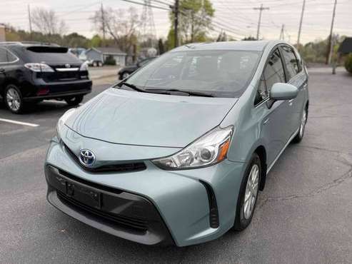 2016 Toyota Prius v Two Hybrid Pkg2 50mpg backup 45mpg - cars & for sale in Walpole, MA