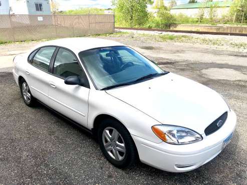 2007 Ford Taurus Se for sale in Peoria Heights, IL