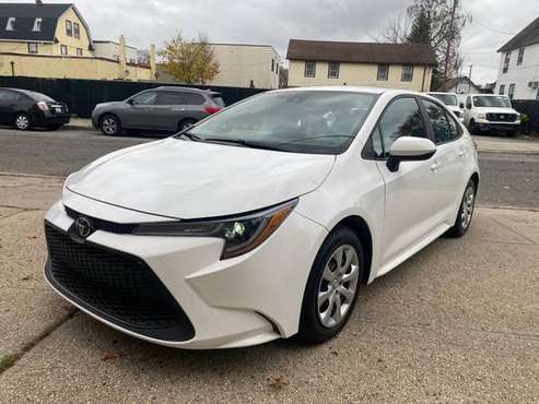 2020 Toyota Corolla LE 25 K Miles Clean Title - cars & trucks - by... for sale in Baldwin, NY