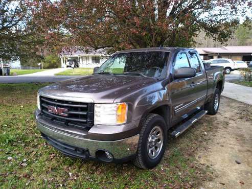 2007 GMC SIERRA Ext.Cab 4X4, LEATHER / NICE TRUCK!! - cars & trucks... for sale in Rome, GA