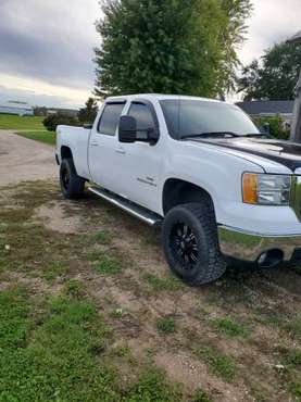 2007.5 GMC duramax for sale in Reedsville, WI