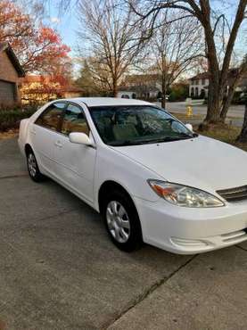 2004 Toyota Camry Le - cars & trucks - by owner - vehicle automotive... for sale in Mount Prospect, IL
