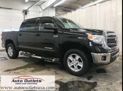 2014 Toyota Tundra SR5 4WD Back Up Cam Bluetooth Audio - cars & for sale in Wolcott, NY