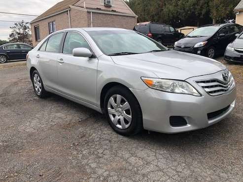 2011 Toyota Camry Le - cars & trucks - by dealer - vehicle... for sale in WEBSTER, NY