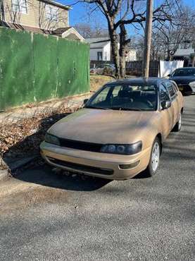 1995 Toyota Corolla for Sale for sale in Springfield Gardens, NY