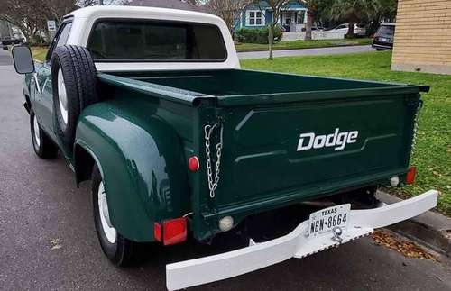 Classic 1972 Dodge D100 Custom UtlineP/U - cars & trucks - by owner... for sale in Mission, TX