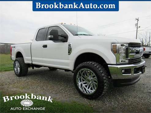 2018 FORD F250 SUPER DUTY XLT, White APPLY ONLINE for sale in Summerfield, SC