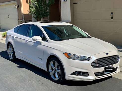 Ford Fusion Hybrid - cars & trucks - by owner - vehicle automotive... for sale in Fresno, CA