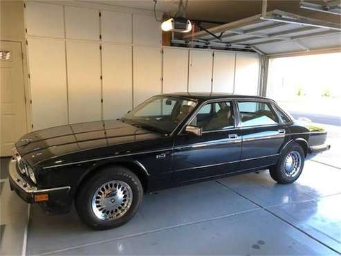 1988 Jaguar XJ6 for sale in Cadillac, MI