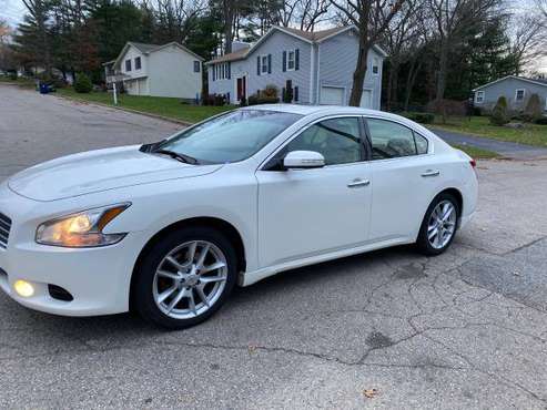 2010 Nissan Maxima SV - cars & trucks - by owner - vehicle... for sale in Warwick, RI