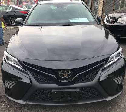 2020 toyota camry se - cars & trucks - by owner - vehicle automotive... for sale in Jamaica, NY