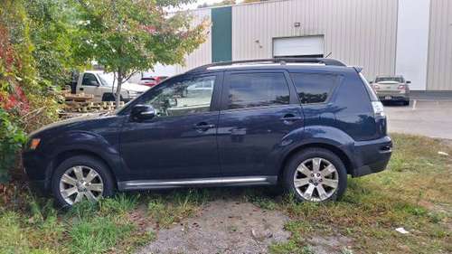 2010 Mitsubishi Outlander - cars & trucks - by owner - vehicle... for sale in East Taunton, MA