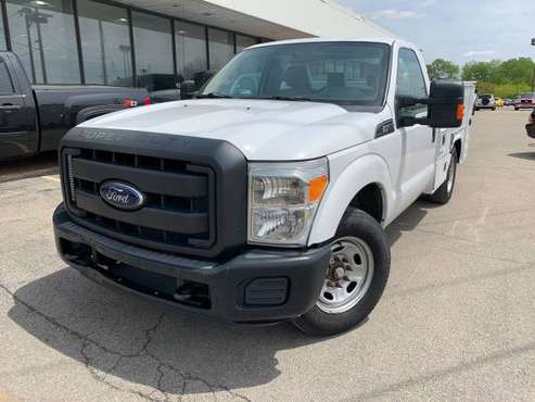 2013 Ford F-350 Super Duty XLT - - by dealer - vehicle for sale in Springfield, IL