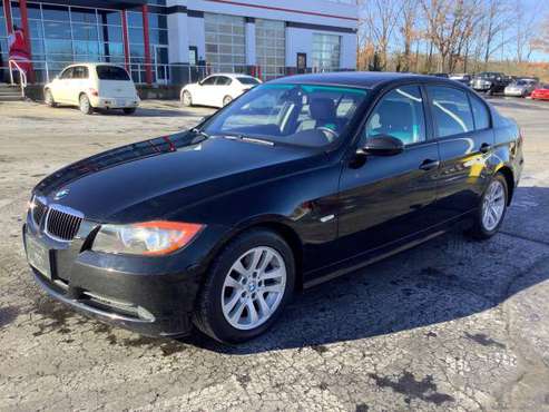 Low Mileage! 2006 BMW 325i! Loaded! No Accidents! - cars & trucks -... for sale in Ortonville, MI
