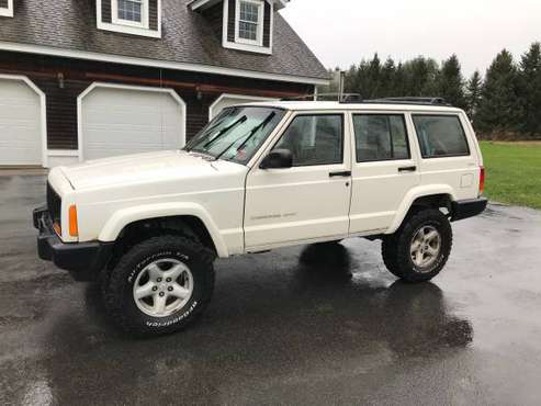 2000 Jeep Cherokee - cars & trucks - by owner - vehicle automotive... for sale in LEE CENTER, NY