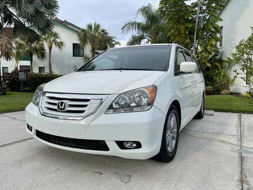 2010 HONDA ODYSSEY TOURING! ONLY 90K MILES! LOADED! - cars & for sale in Naples, FL