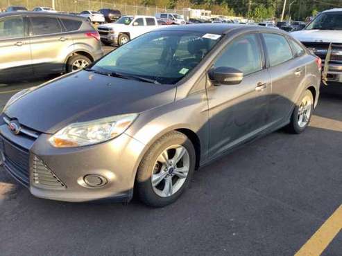 2014 FORD FOCUS SE - - by dealer - vehicle automotive for sale in Memphis, MS