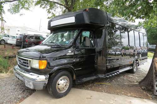 2006 Ford E450 17-Passenger Handicap Bus - cars & trucks - by dealer... for sale in Monroe, LA