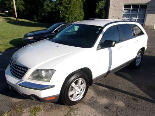 2006 CHRYSLER PACIFICA-2 OWNER-7 PASSENGER-ICE COLD AIR-SUPER CLEAN!! for sale in PALMER, MASS, MA