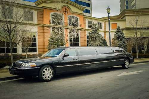 2011 Lincoln Town Car stretch limo 120" - cars & trucks - by owner -... for sale in Philadelphia, PA