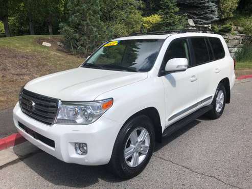 2015 Toyota Land Cruiser 4WD --Navi, DVD, 1owner, Loaded, Clean title- for sale in Kirkland, WA