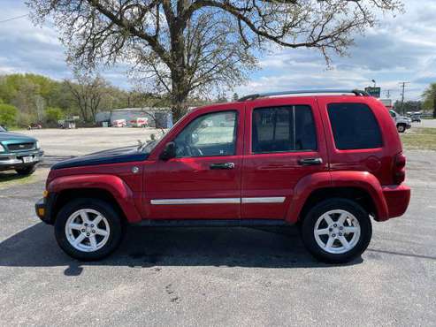 2005 JEEP LIBERTY 4x4 Limited - - by dealer - vehicle for sale in South Bend, IN