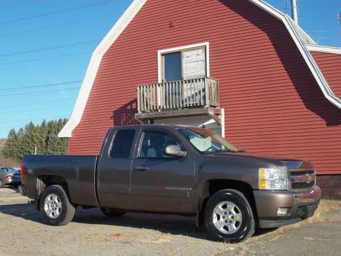 2008 Chevy Silverado 1500 x cab 4x4 - cars & trucks - by dealer -... for sale in Indian Orchard, MA