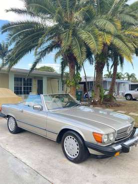 1988 560 SL Mercedes-Benz Runs and looks excellent for sale in Fort Lauderdale, FL
