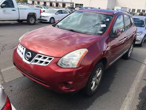 2011 Nissan Rogue - cars & trucks - by dealer - vehicle automotive... for sale in Oakdale, NY