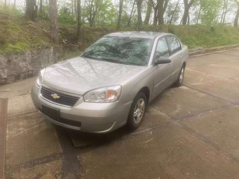Chevy Malibu - 80k original miles - EXCELLENT RUNNING CONDITION for sale in Bedford, OH