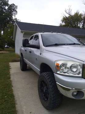 2004 Dodge 2500 for sale in Beckemeyer, IL