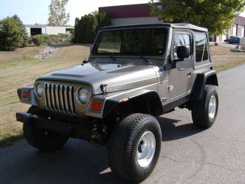 2003 Wrangler sport lifted for sale in Romeoville, IL
