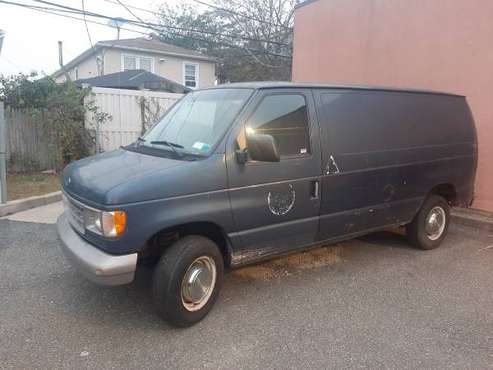 1995 Ford Van E-250 for sale in Long Beach, NY
