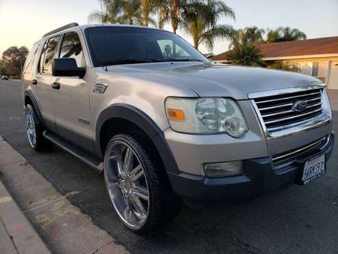 06 Ford Explorer, 24 RIMS, smogged, 3RD ROW SEAT, clean, 6995 for sale in Chula vista, CA