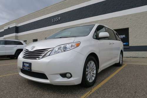 2017 Toyota Sienna XLE **One Owner, 8 Passenger, Navigation** - cars... for sale in Andover, MN