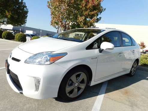 2015 TOYOTA PRIUS PERSONA NAVI,BACK UP CAMERA WARRANTY,EXCELLENT.!! for sale in Burlingame, CA