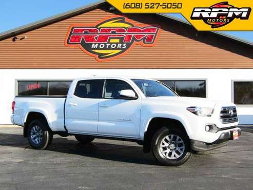 2017 Toyota Tacoma SR5 Double Cab 4 door 4x4 - Clean! - cars & for sale in New Glarus, WI