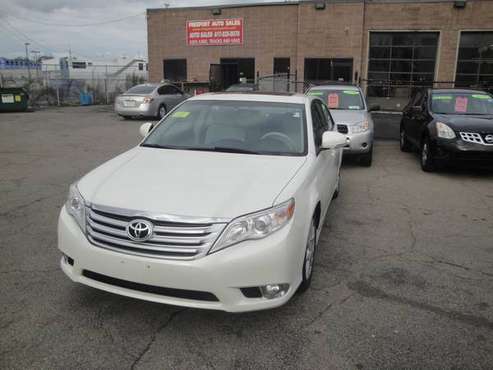 2012 Toyota Avalon Limited - cars & trucks - by dealer - vehicle... for sale in Dorchester, MA
