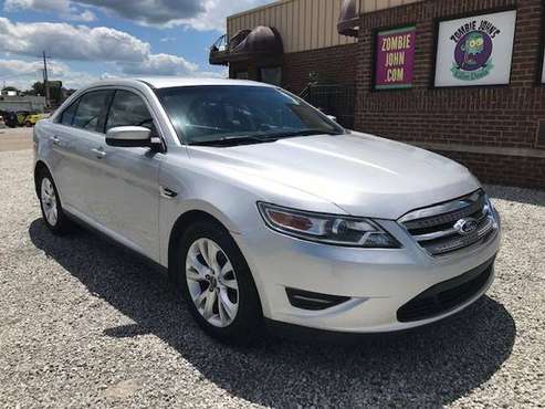 2011 FORD TAURUS SEL for sale in North Canton, OH