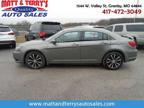 2012 Chrysler 200 S - cars & trucks - by dealer - vehicle automotive... for sale in Granby, MO