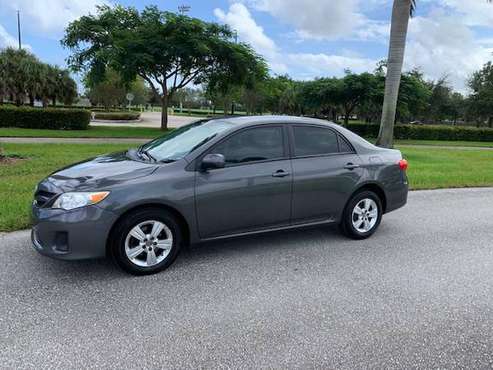 TOYOTA COROLLA, 4DR SEDAN, LOW MILES, GREAT CONDITION - cars &... for sale in Boca Raton, FL